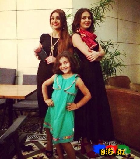 ATV-nin aparıcıları gecə gəzintisində - FOTO